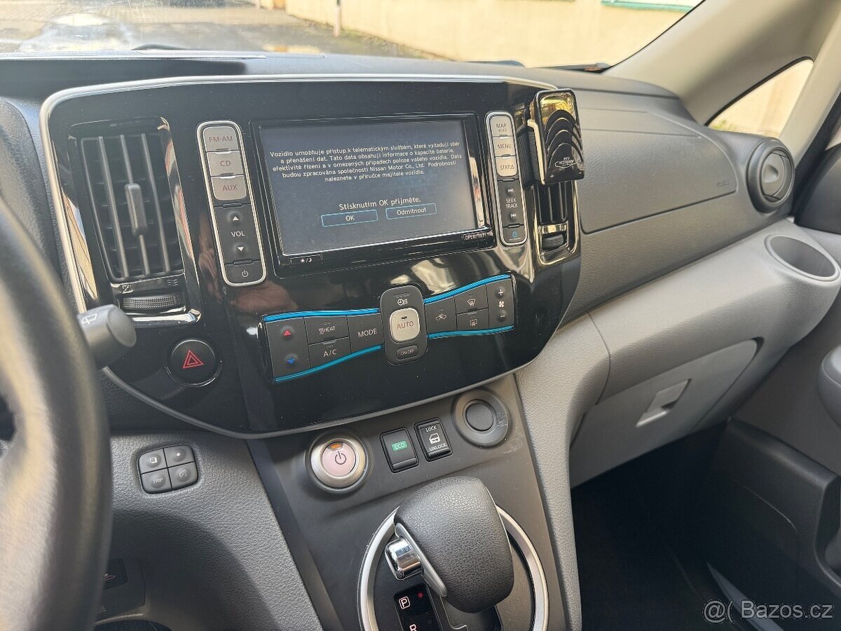 Nissan e-NV200 - 8