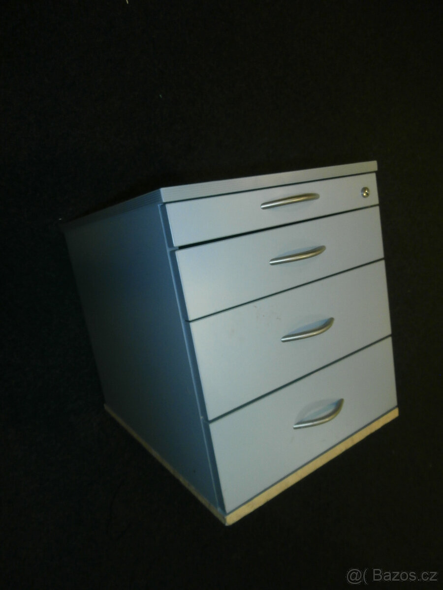 Skříňka se zásuvkami na kolečkách, kontejner od 500 kč - 8