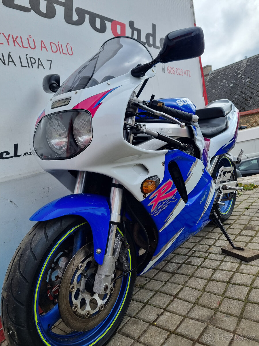 Suzuki GSX-R 750 W - 8