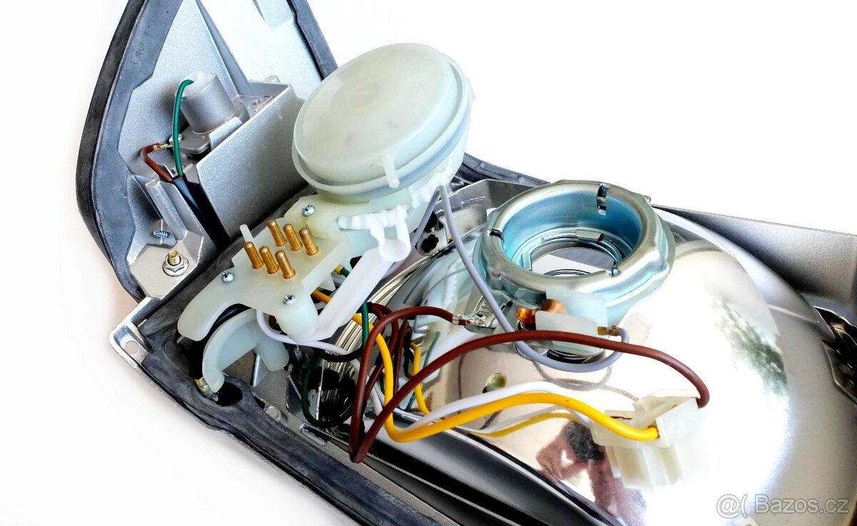 Mercedes-Benz W107 - Přední evropská světla - 8