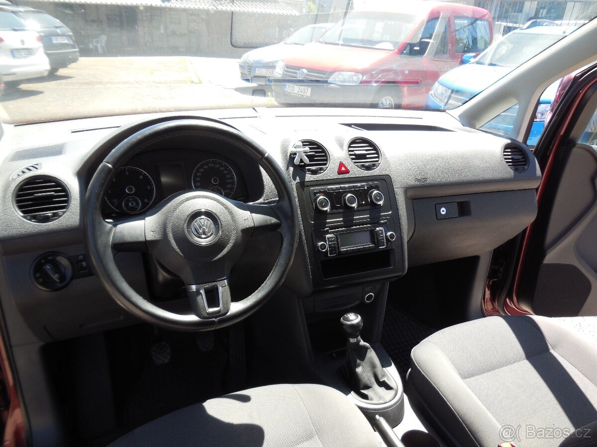 Prodám VW Caddy 1.6TDi,75kw - 8