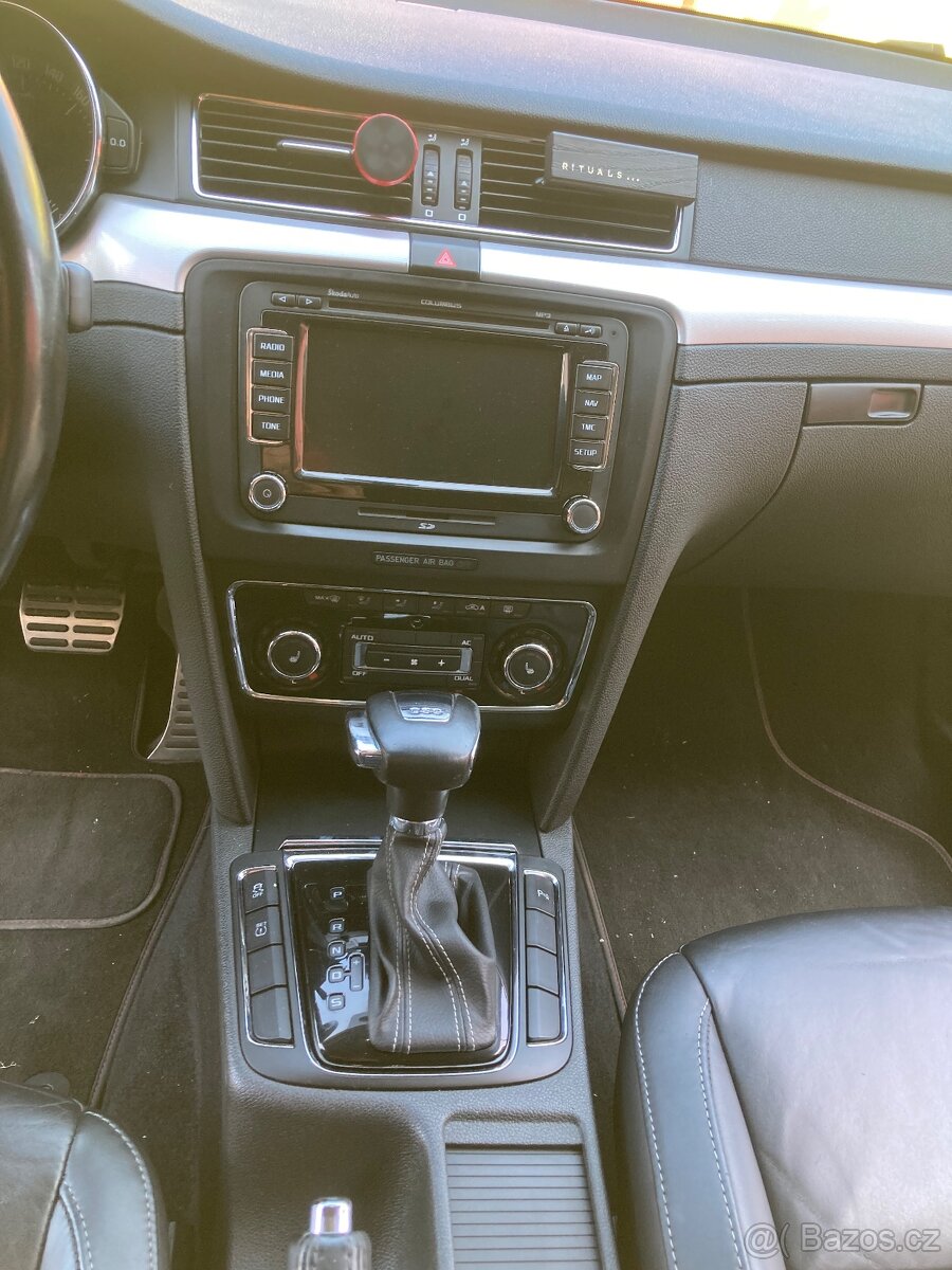 Škoda Superb 2.0 TDI 125kw - 8
