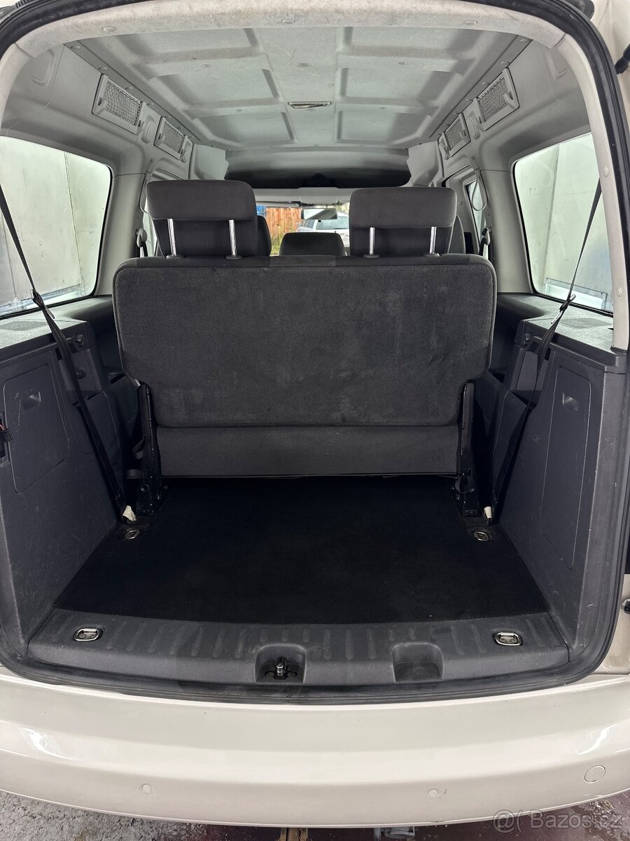 Volkswagen CADDY MAXI - 8