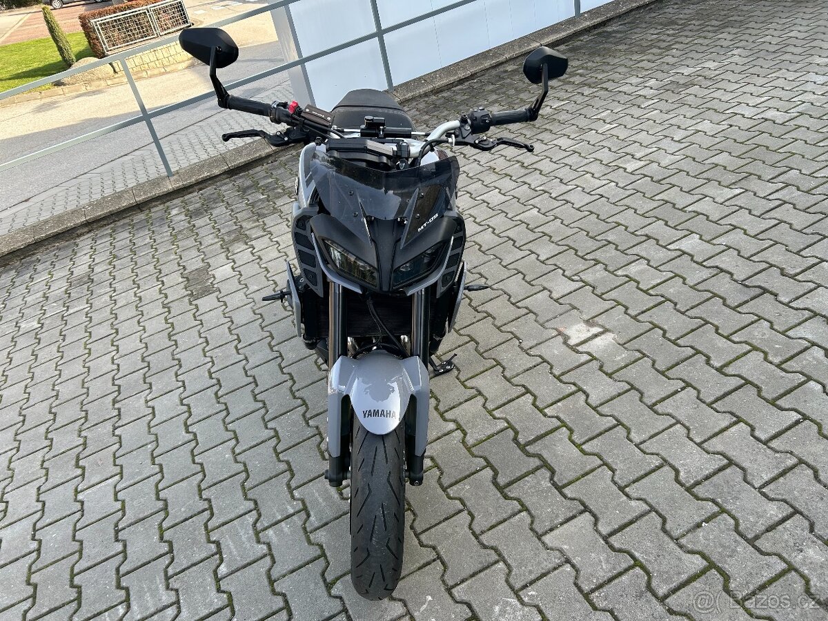 Yamaha MT-09 ABS 2017 - 8
