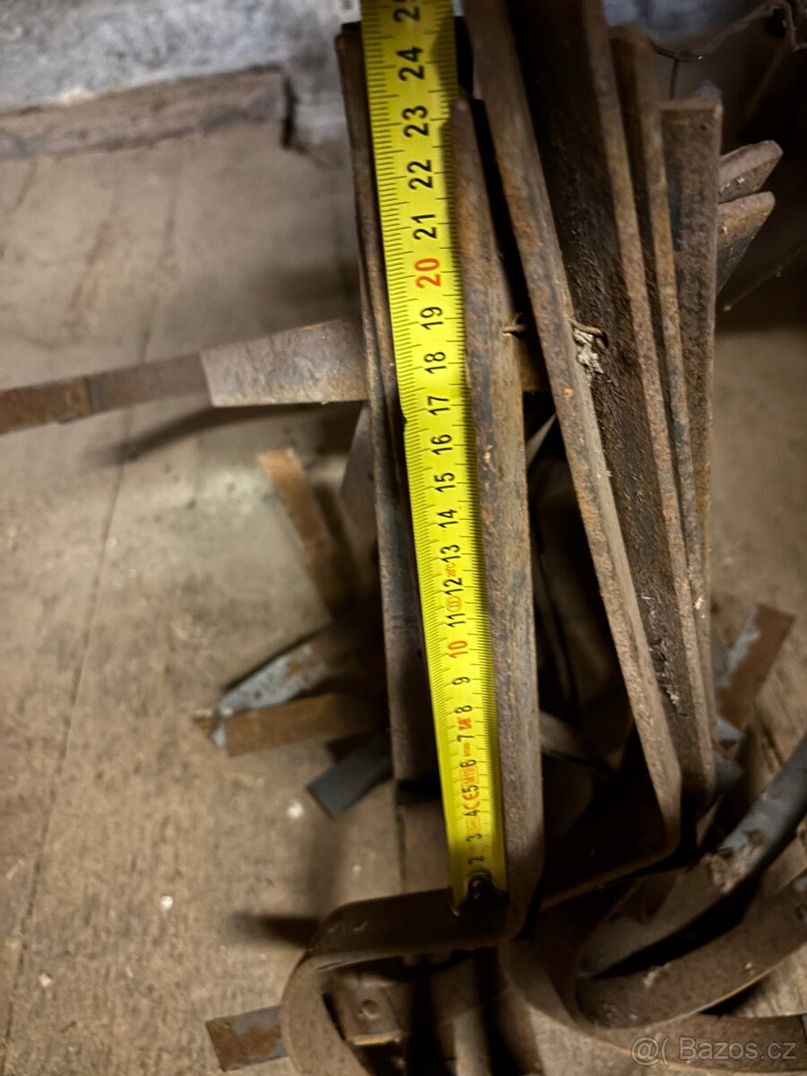 Háky žlabu / rynháky na okapy - 8