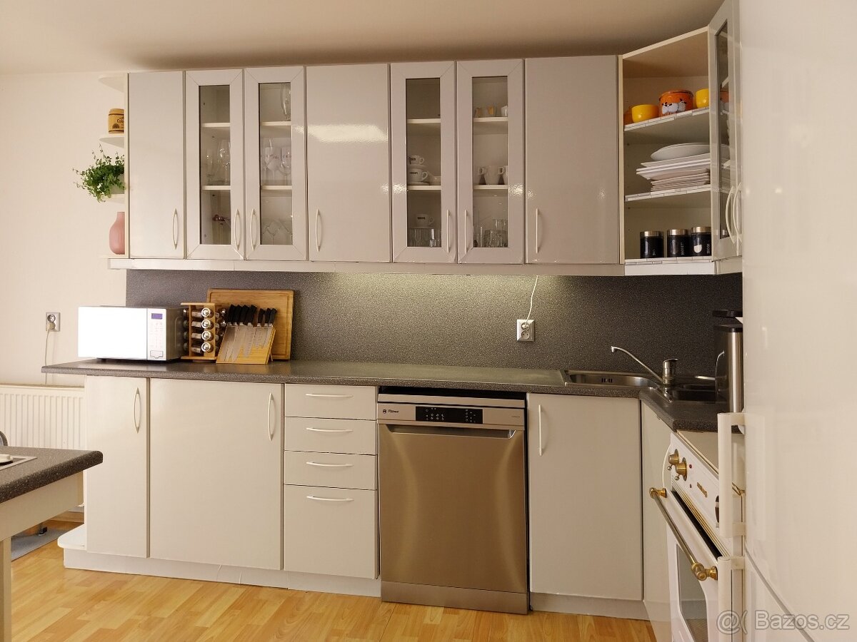 Prodej domu, Roudnice nad Labem - 8