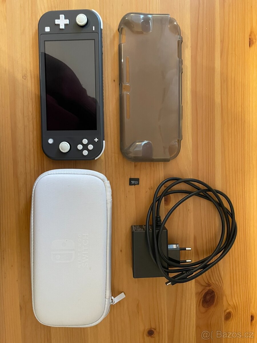 Nintendo Switch Lite + 64Gb karta - 8