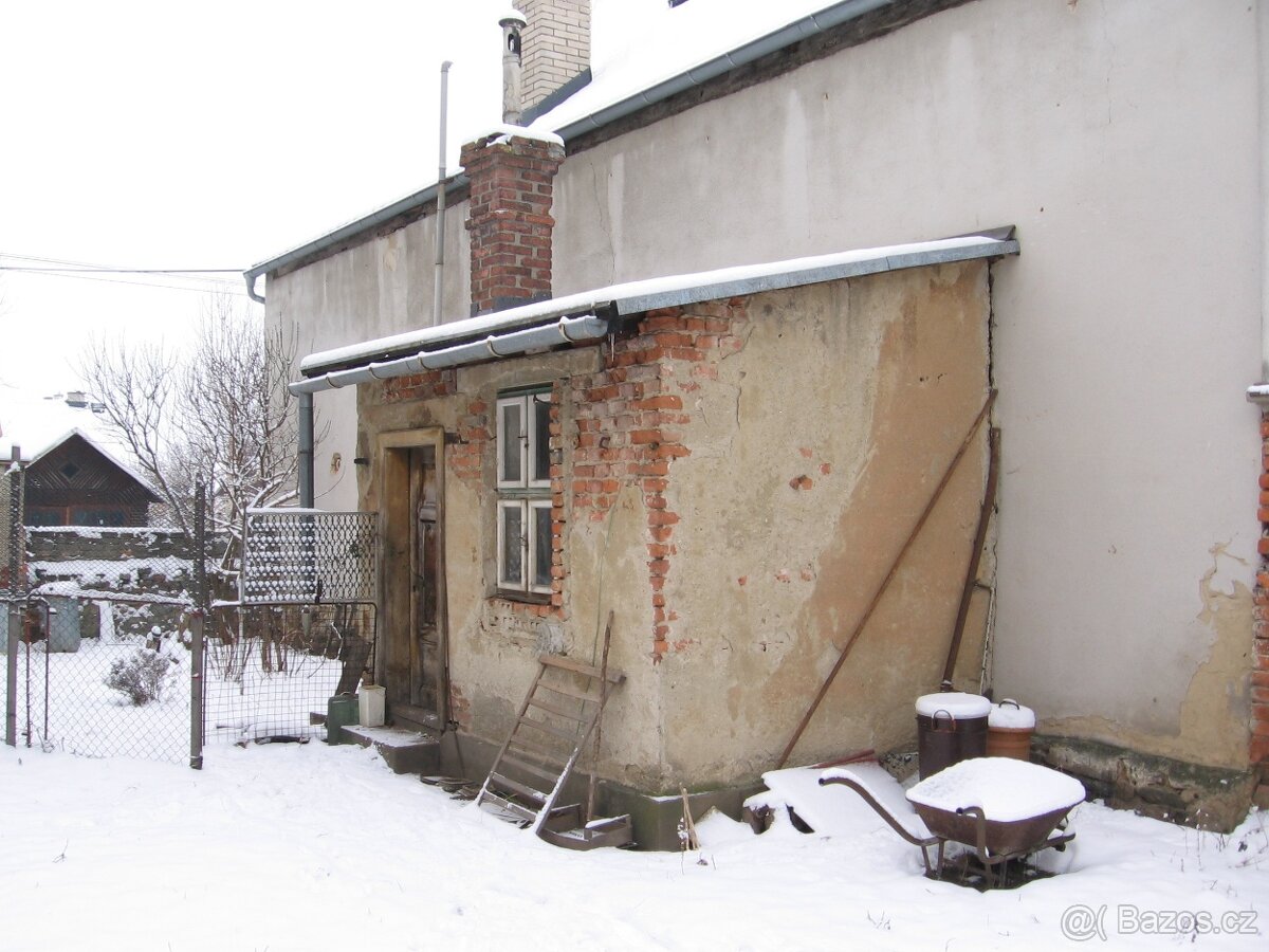 Rodinný dům + zahrada, Zlaté Hory v Jeseníkách - 8