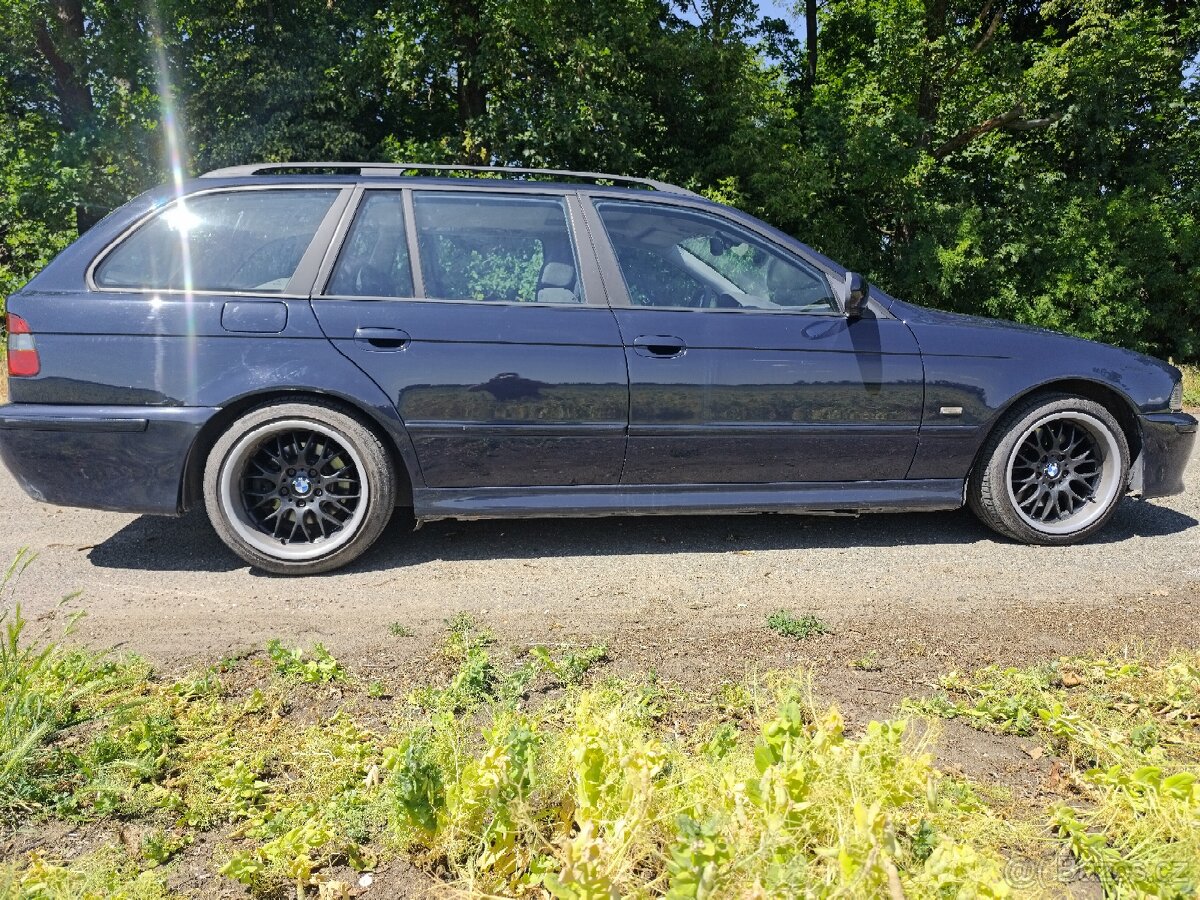 BMW E39 530i - 8