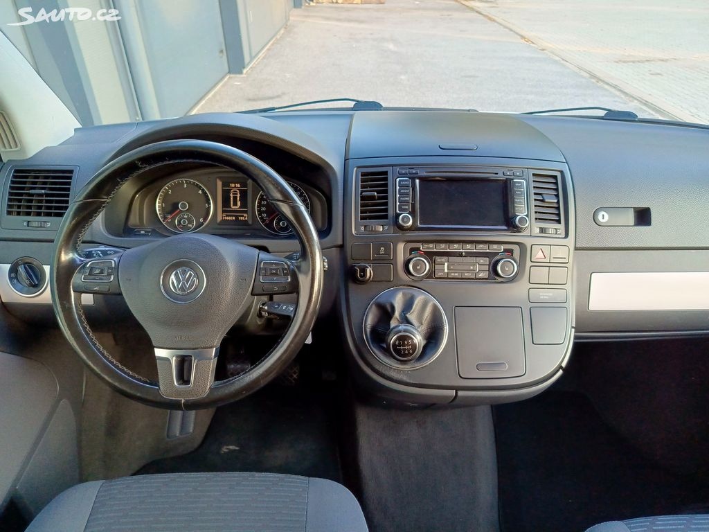 VW Multivan 2,0 Tdi 103kw - Comfortline - 8