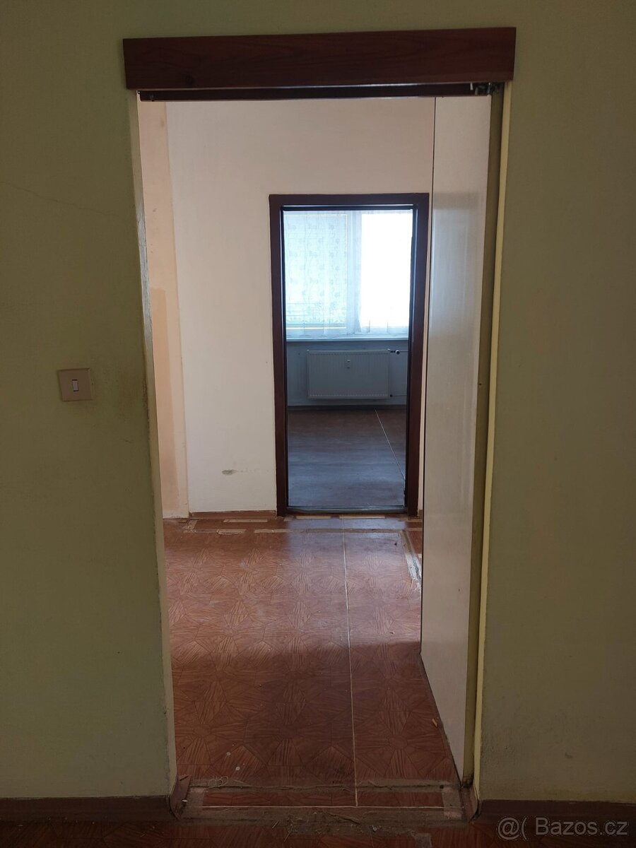 Soukromý inzerent, RK nevolat. - 8