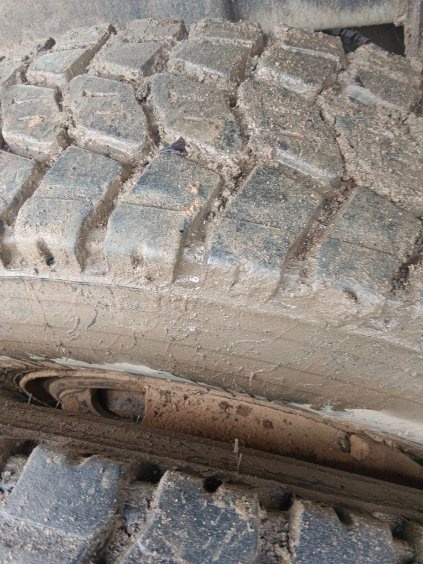 OBUTA KOLA TATRA 815 - 8