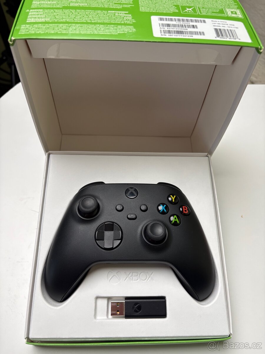 Xbox Wireless Controller + Bezdrátový adaptér - 8