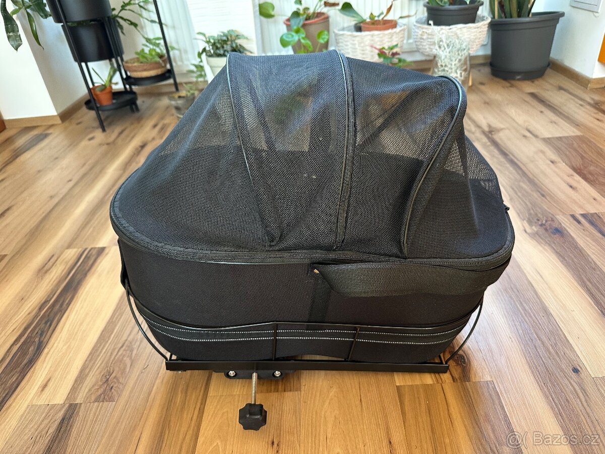 Přepravka/koš na psa na nosič - 8