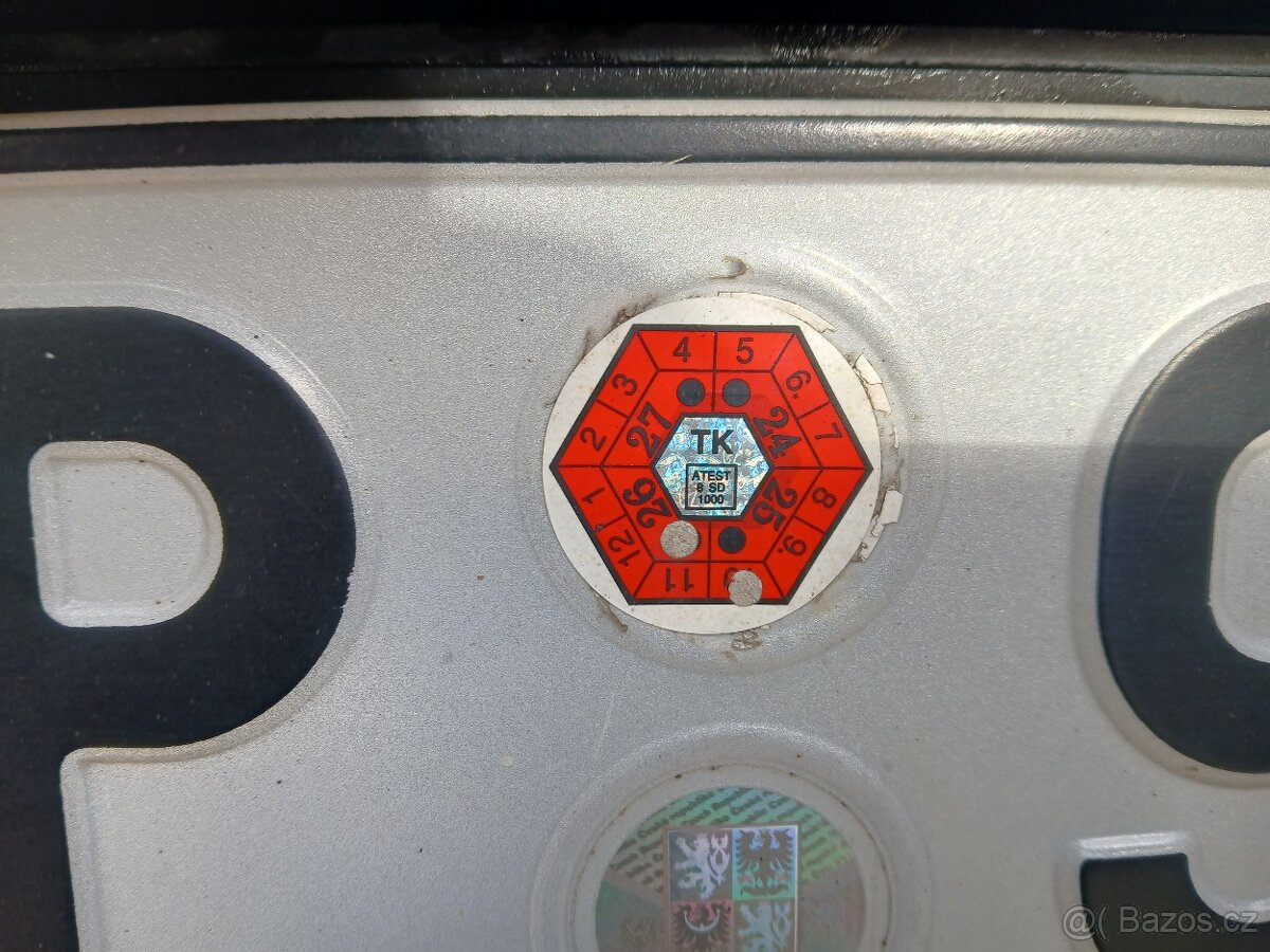 Volkswagen T5 minibus - 8