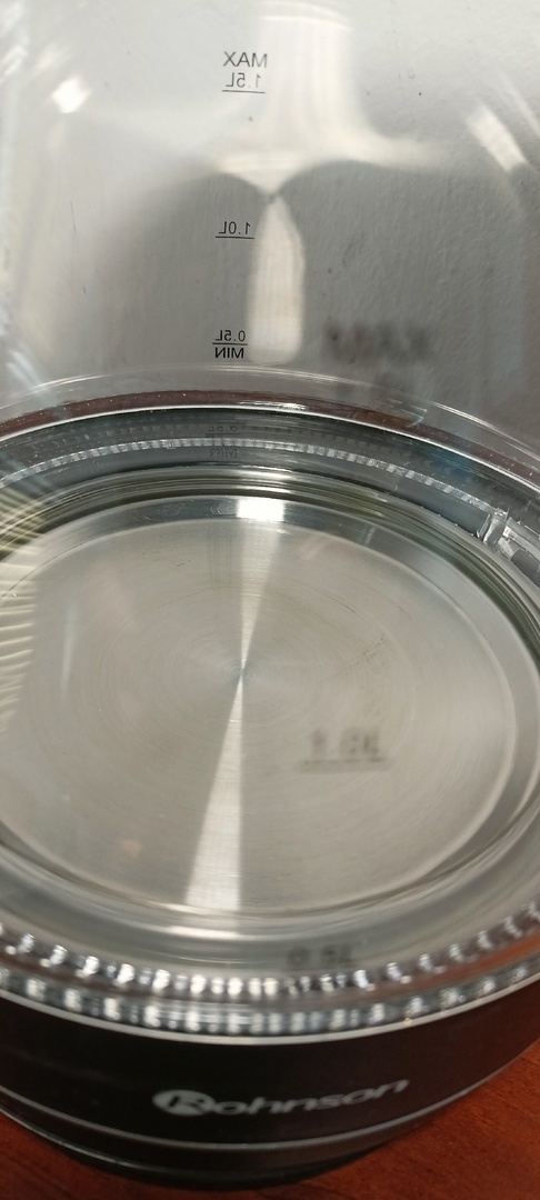 Rychlovarná konvice - 8