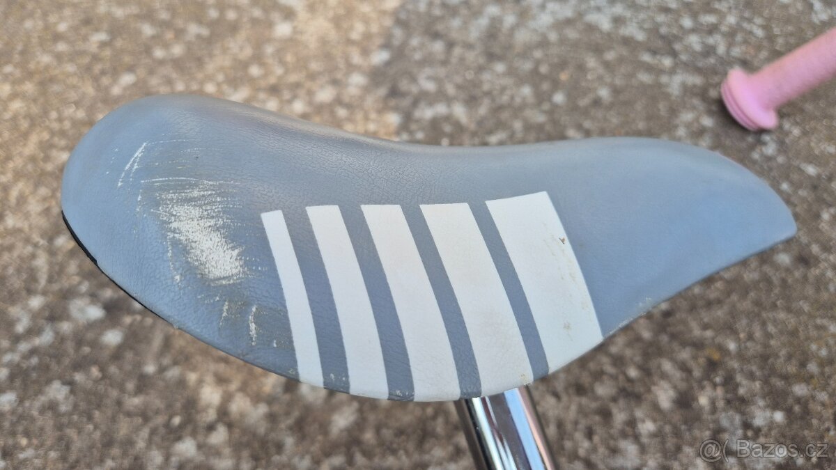 ODRÁŽEDLO LEHKÉ S BRZDOU LIONELO - 8