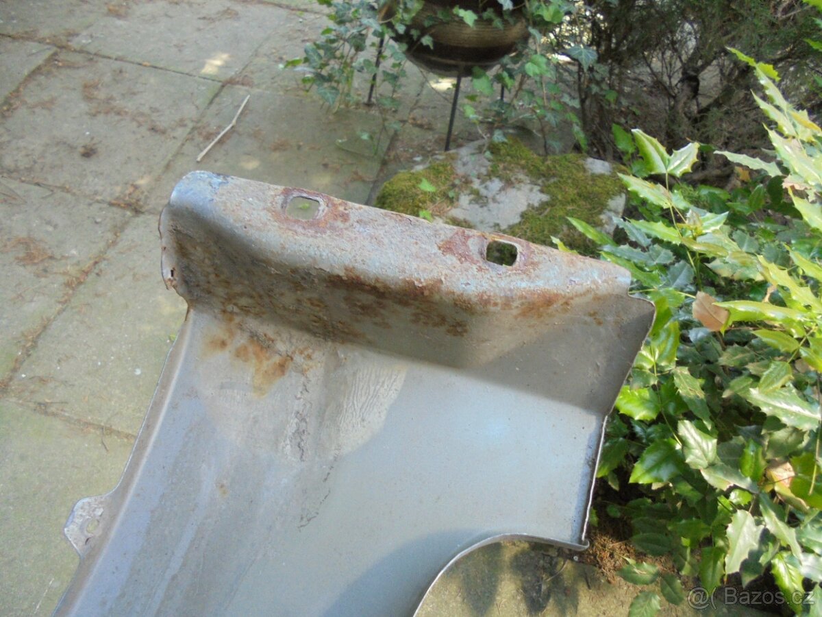 přední blatník pravý levý Ford Smax 2008 - 8