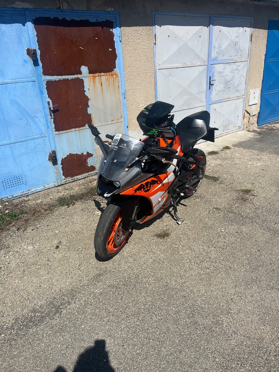 KTM RC 125 rv.2017 - 8