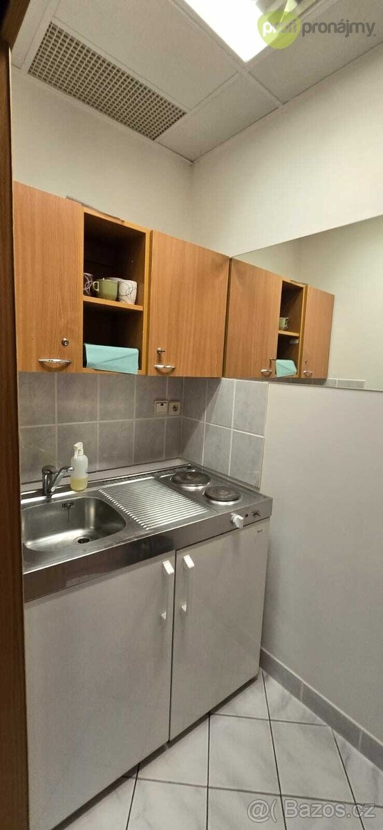 Pronájem kanceláře 58 m² - 8
