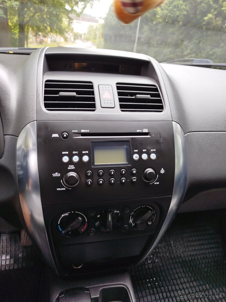 Suzuki SX4 1.9 DDiS 4x4 - 8