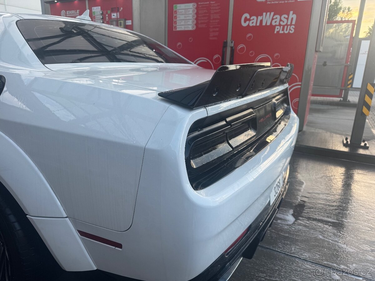 Dodge Challenger 6.4 2018 | R/T 392 | Scat Pack Shaker - 8