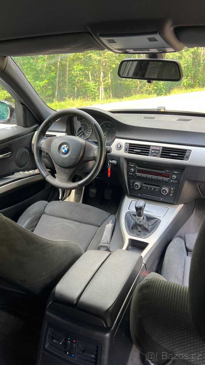 Prodám BMW E90 330d 170kw - 8