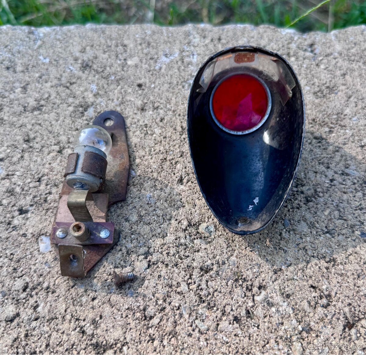 Jawa pérák, pařez, Jawetta, ČZ - zadní světlo - 8