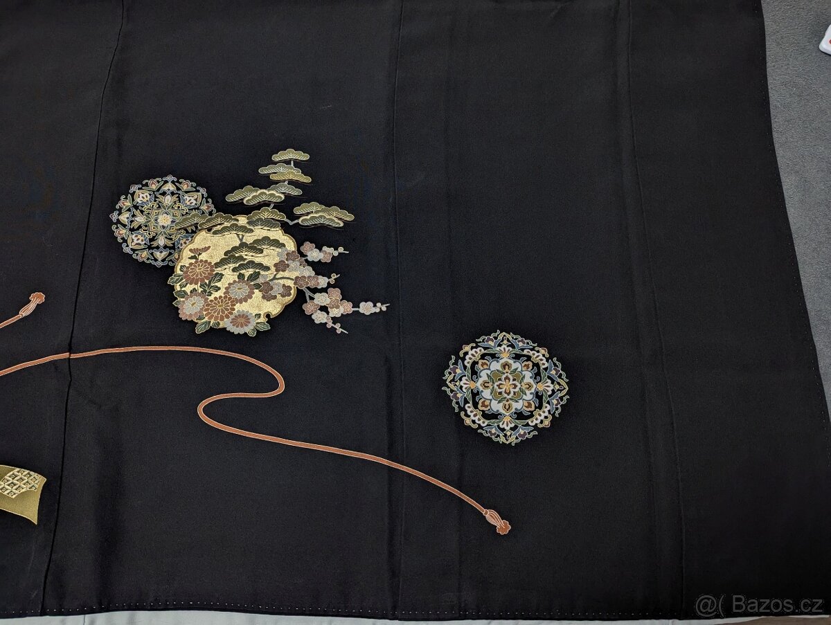 Černé dámské kimono Tomesode - 8