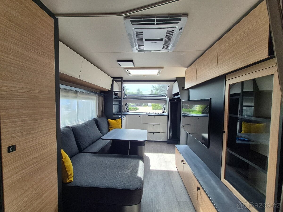 Karavan Hobby Maxia 660 WQM - 8