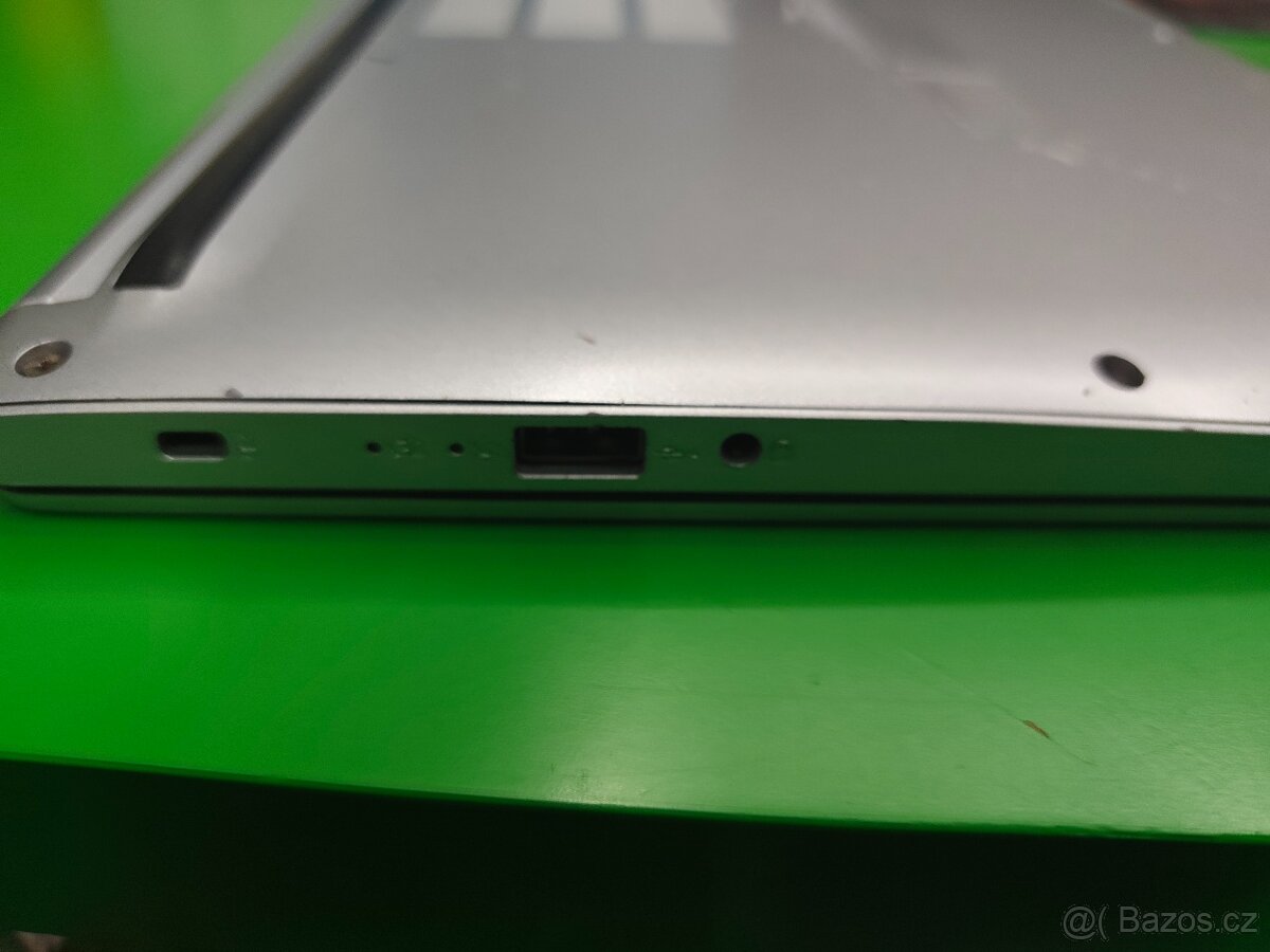 Acer Aspire 5 - 8