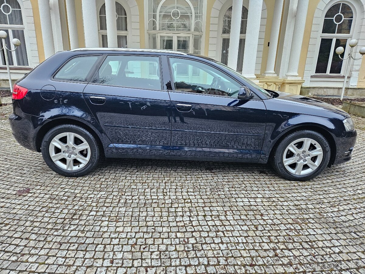 Audi A3 Sportback 1.4 TFSI 92 kW 2011, 184.000 km,2 sady kol - 8