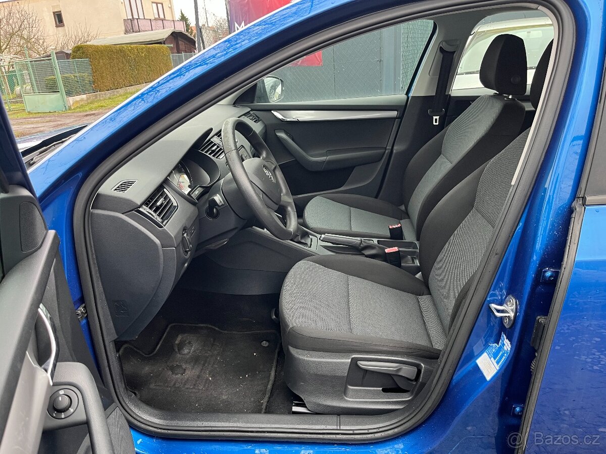 Škoda Octavia 1.2 TSi Serviska, Klimatizace - 8