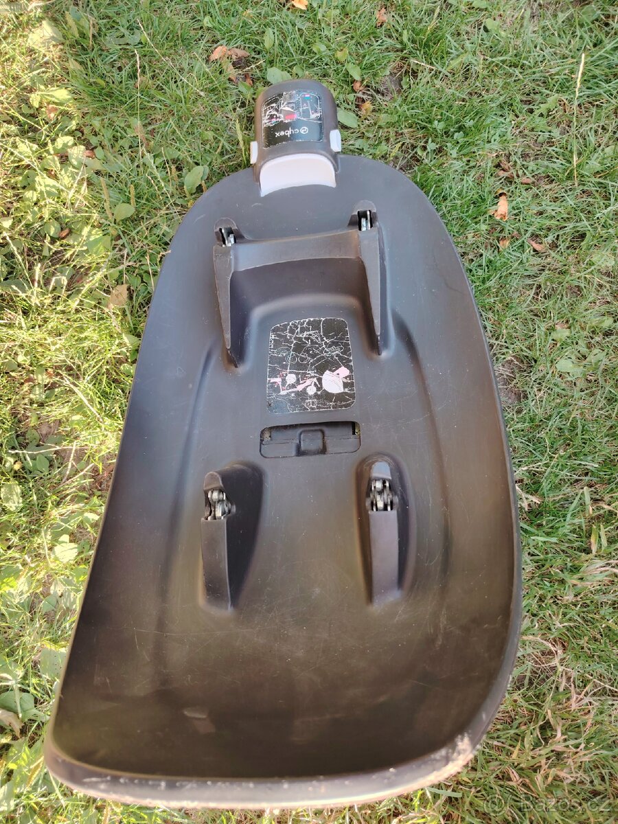 Vajíčko Cybex Aton M + base základna - 8