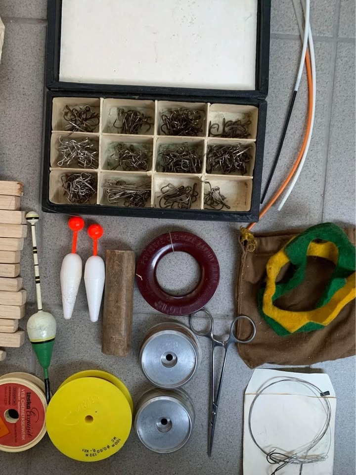 Retro rybarske vybavenie - 8