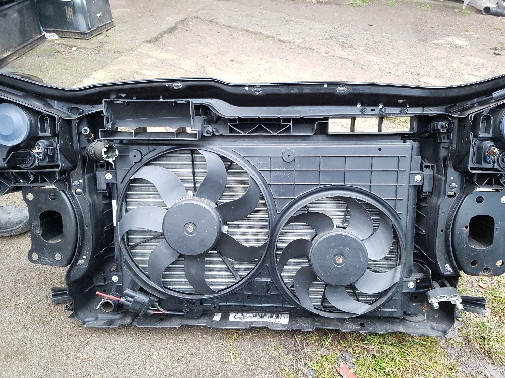 vw chladičová stěna zbytky starší golf IV golf V , Beetle - 8