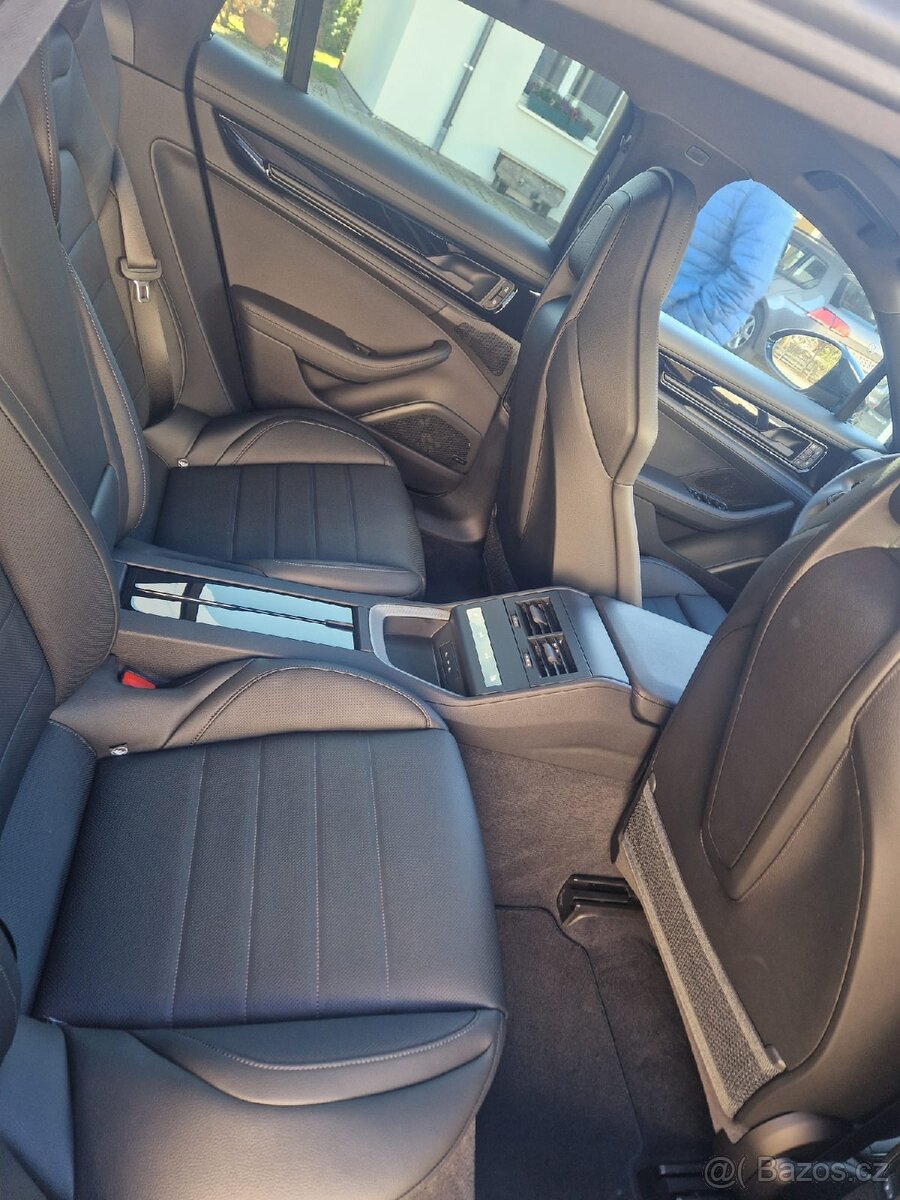 Porsche Panamera 4 UVEDENÁ CENA BEZ DPH - 8