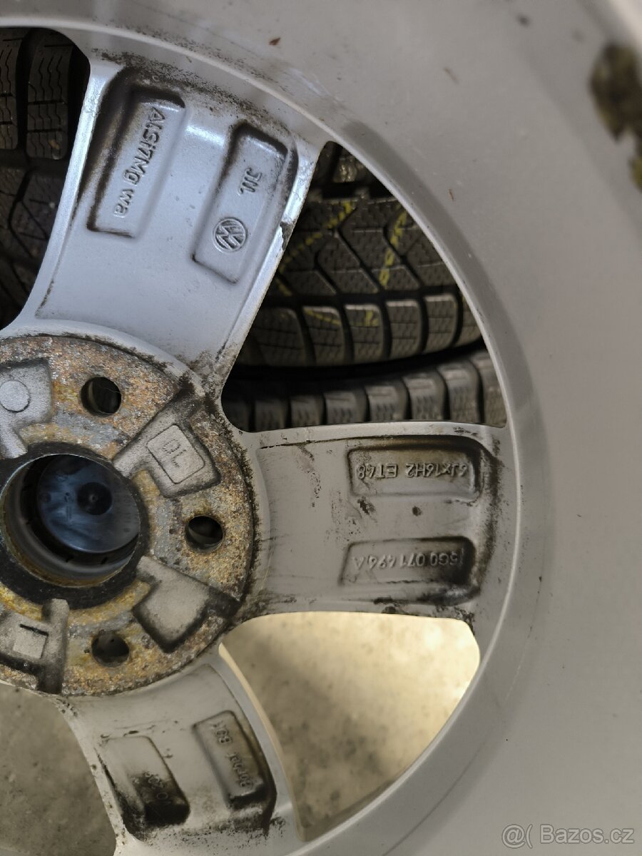 ALU kola Touran Golf 5x112 r16 Originál, zimni pneu - 8