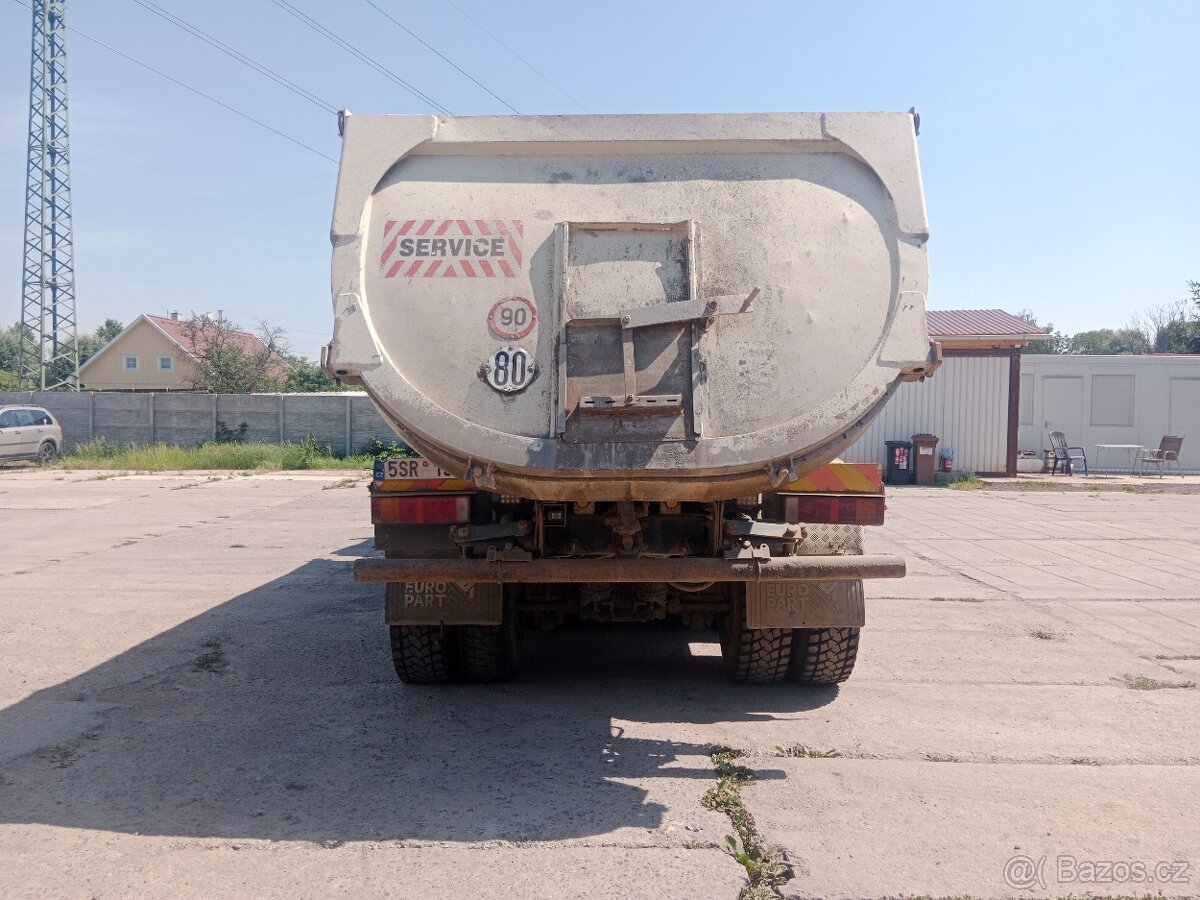 DAF 8x4 - 8