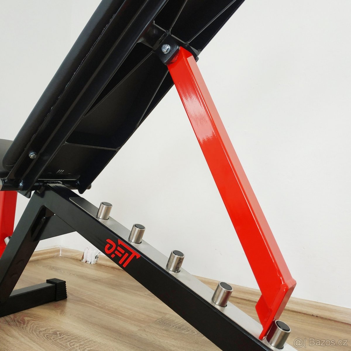 Polohovatelná lavice MASIV - 8