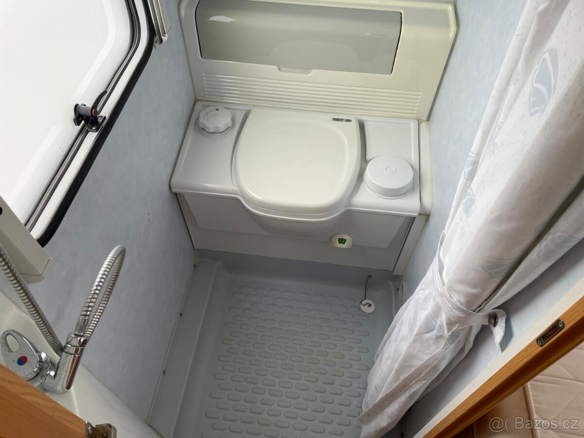 Fendt Platin 510, 4 osoby, sprcha, bojler, fr.postel - 8