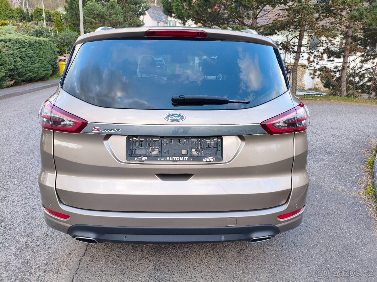 Ford S-MAX 2.0 Tdci 140Kw Titanium 4x4 r.v.2019 nové v ČR - 8