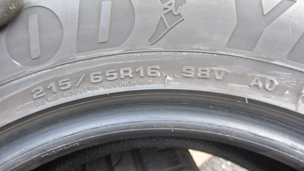 Letní pneu 215/65/16 Good Year - 8
