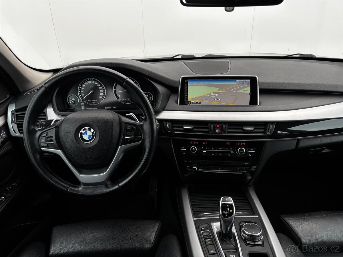 BMW X5 xDrive 30d DPH ČR SERVIS. KN. (2015) - 8