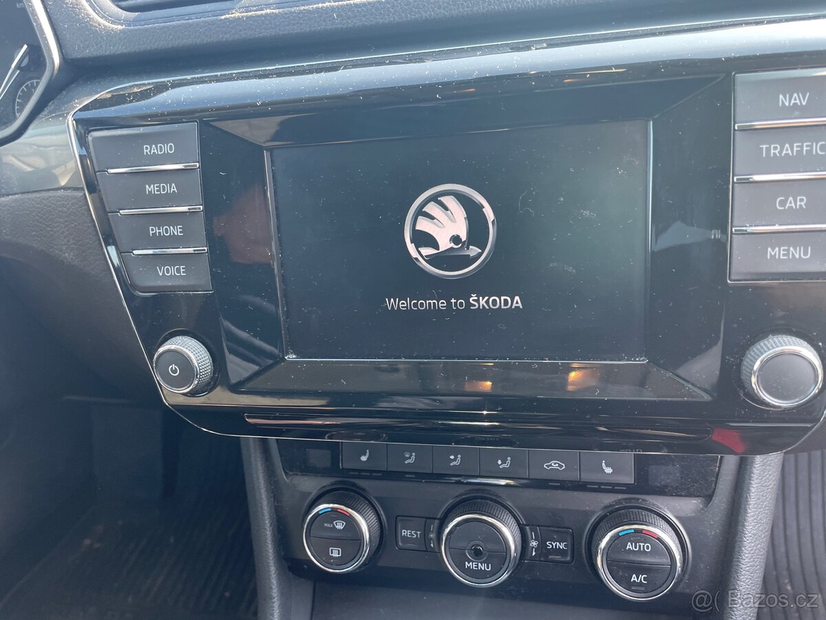 Škoda Superb 2.0 TDI DSG ČR - 8