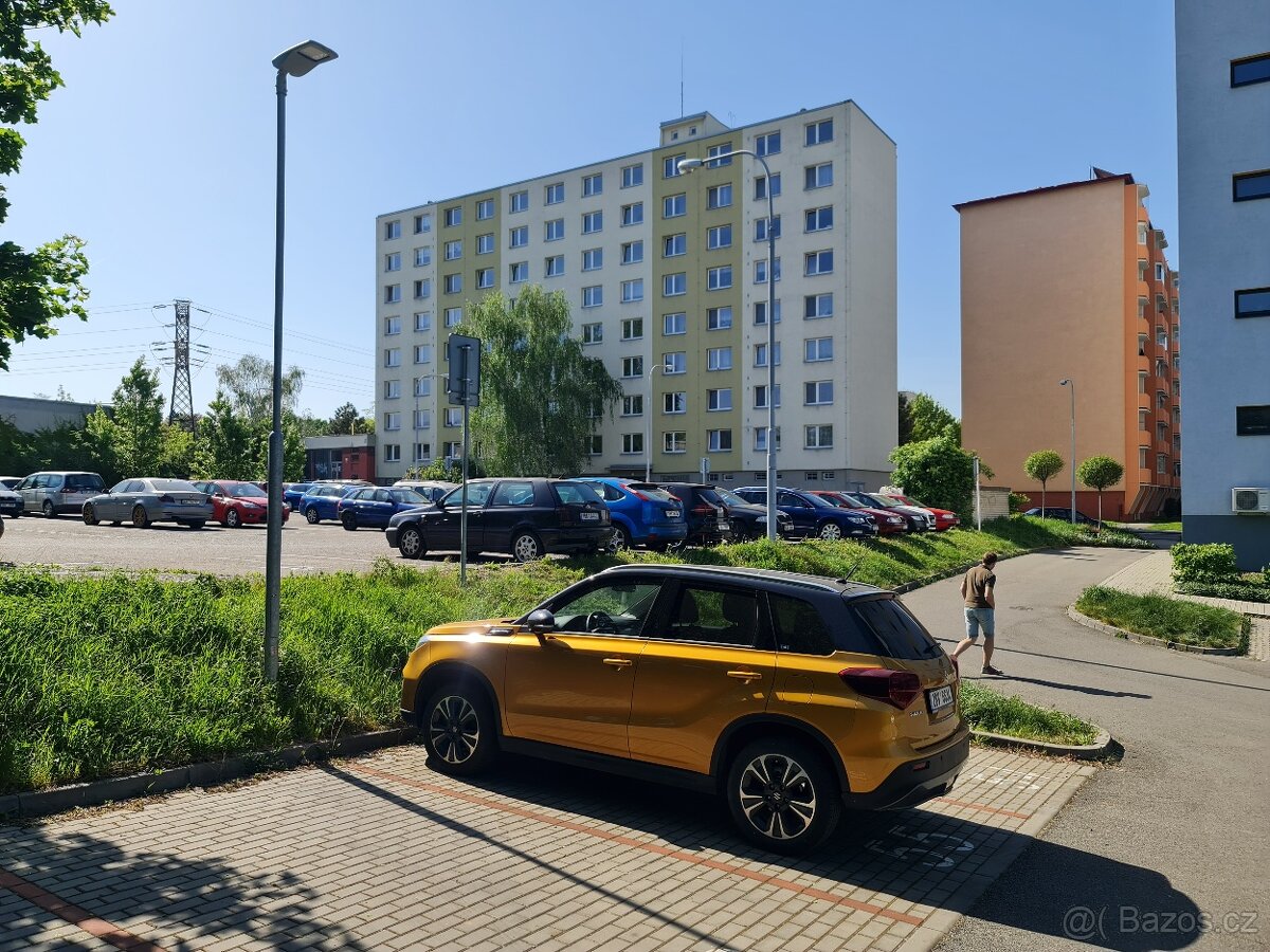 Prodej parkovacího stání Brno Turgeněvova 3 místa - 8