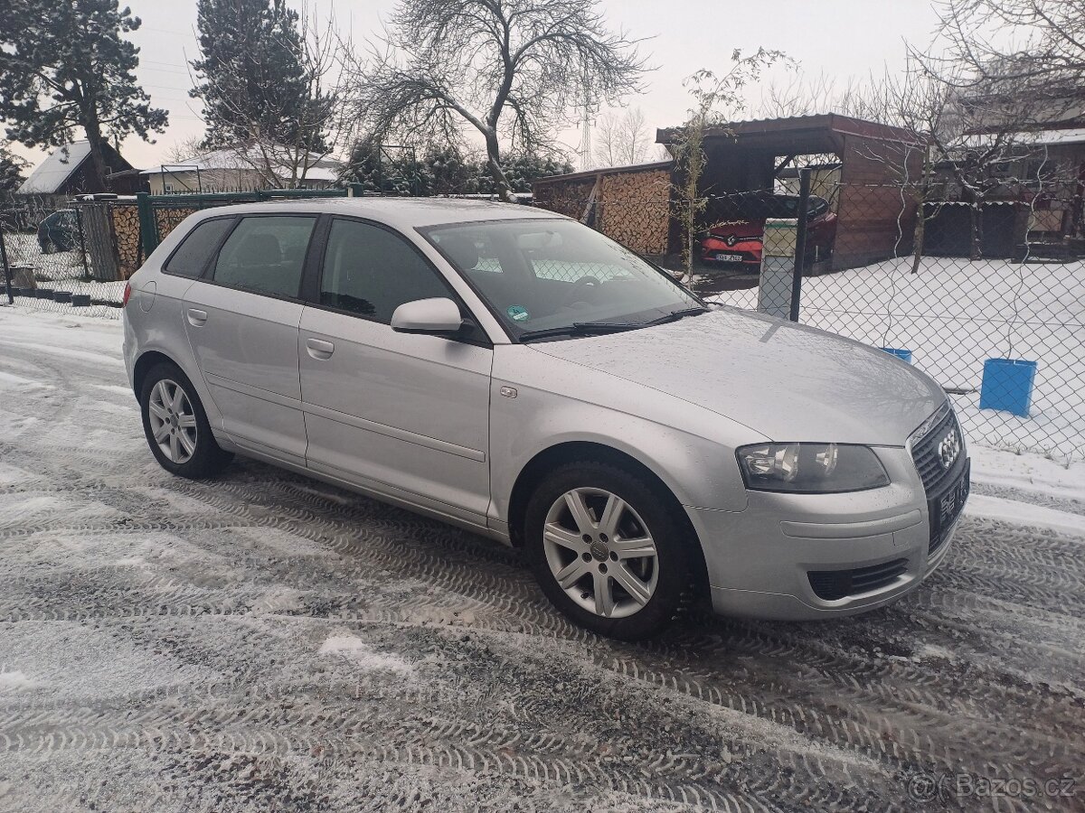 Krásná Audi A3 1.6 MPI 138345km Tempomat - 8