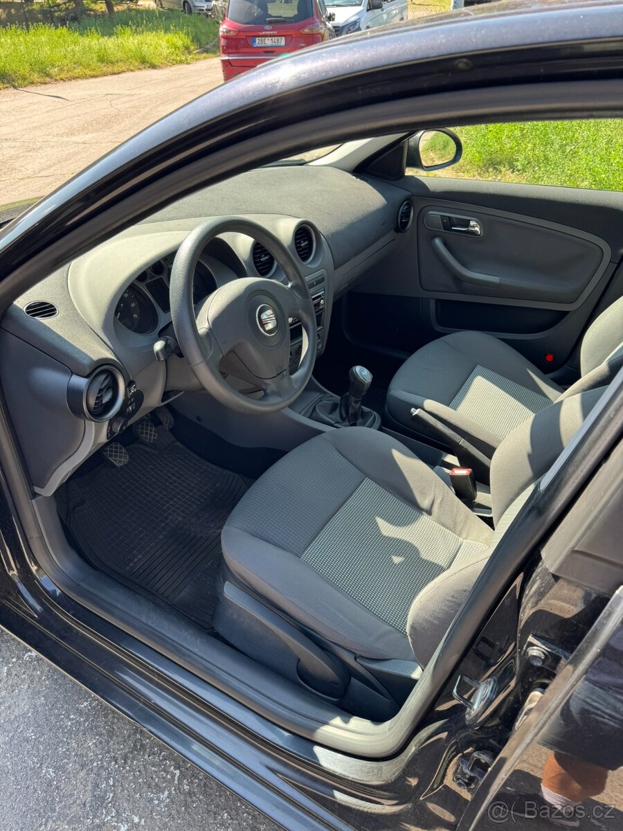 Seat Ibiza 1,4 16V DUAL, Orig. LPG, ALU 16", nová TK, Pěkná - 8