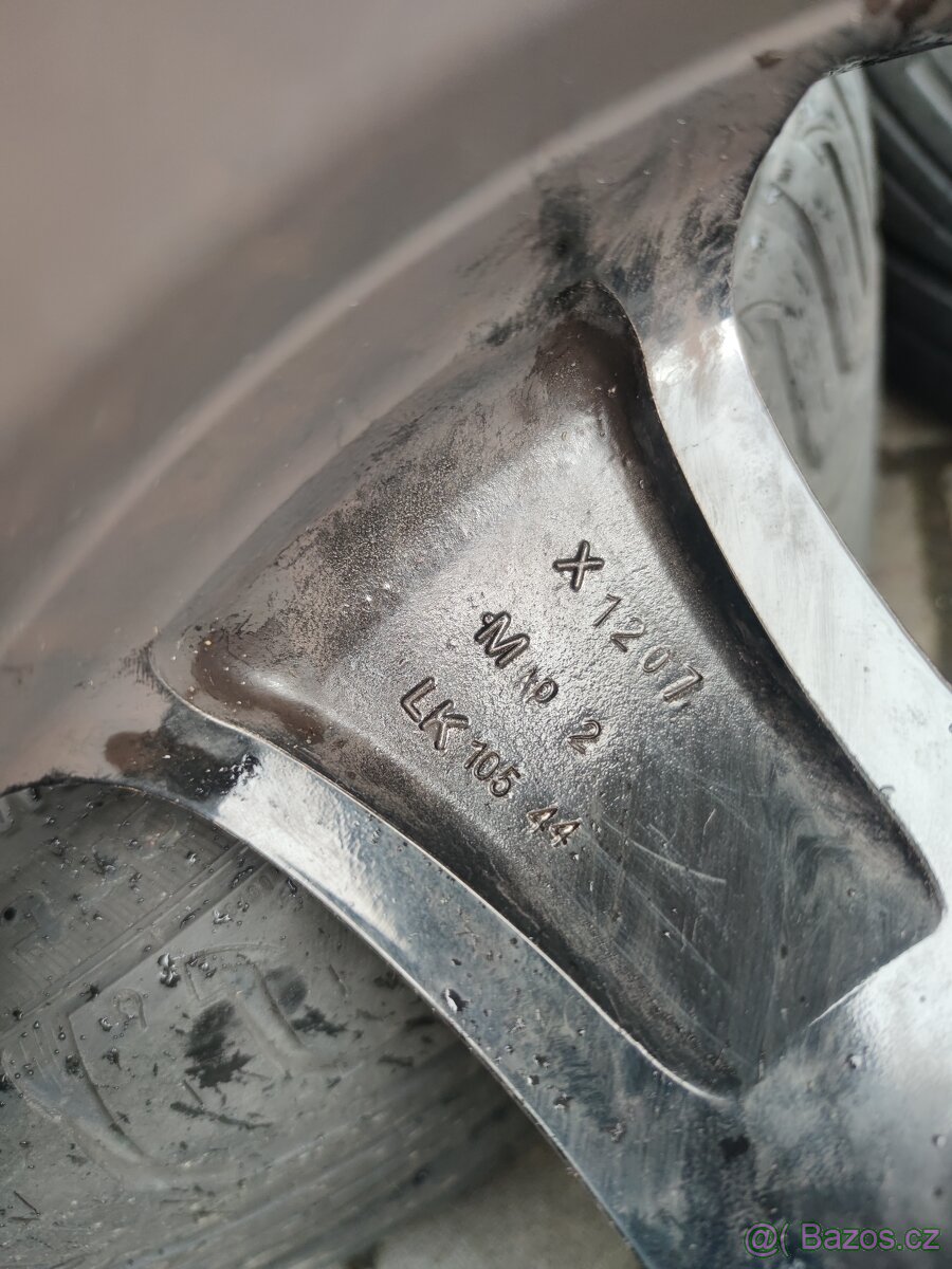 Alu kola 5x105 R18 225/40 - 8