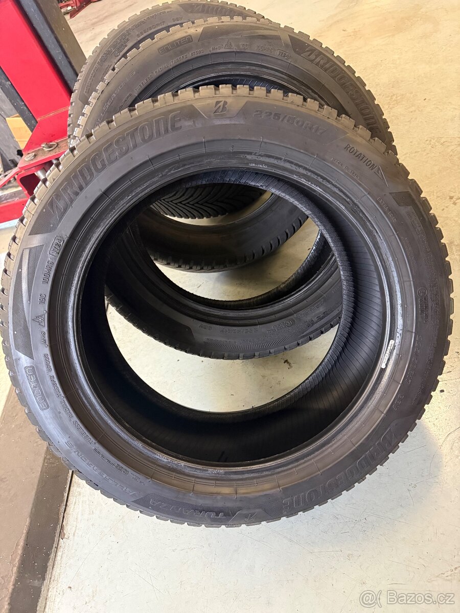 Pneumatiky Bridgestone 225/50/17 - 8